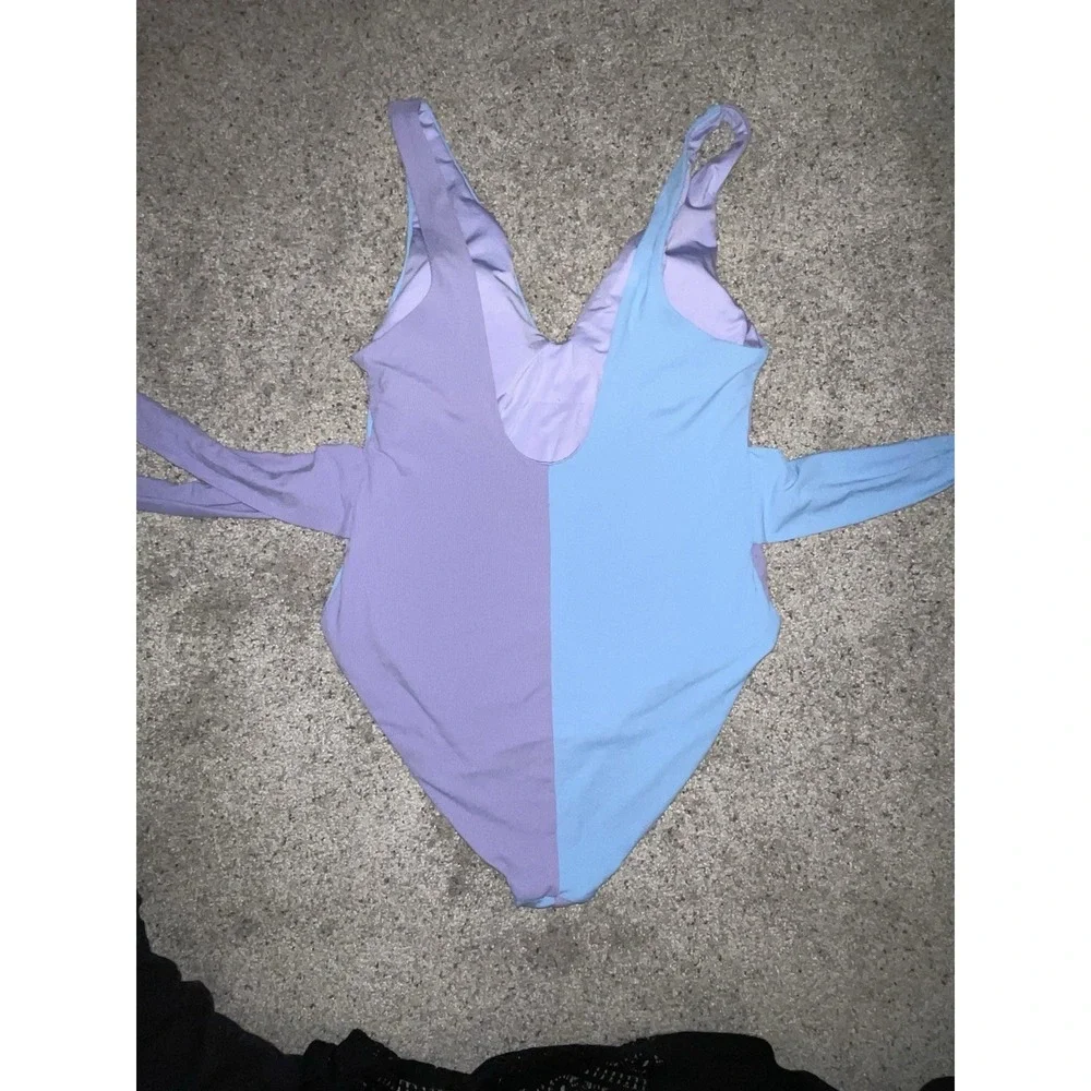 Magen Reaves x Apricot Lane Color Block Swim 1 Piece Swimsuit Med. ALB Boutique